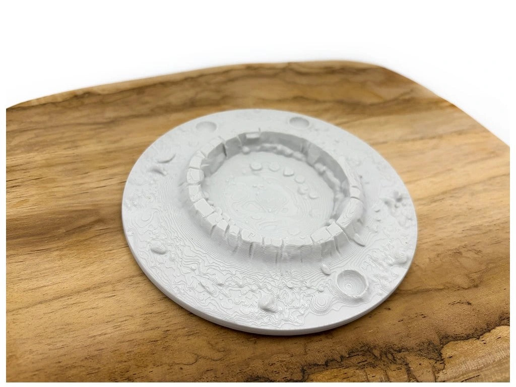 Smyslová miska měsíční kráter inspirovaná povrchem Měsíce pro sensory play